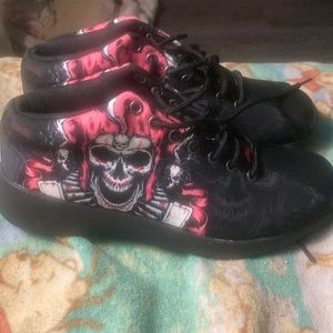 Black and pink skull sneakers new never worn.